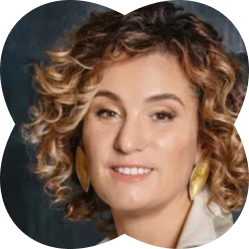 ЮЛИАНА СЛАЩЕВА